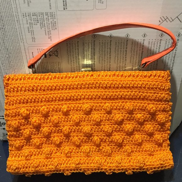 VINTAGE HAND KNITTED POPCORN SMALL HANDBAG - Picture 9 of 10
